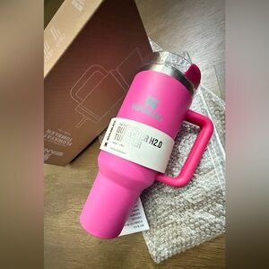 New Stanley Cosmo Pink 40oz Target Tumbler IN HAND